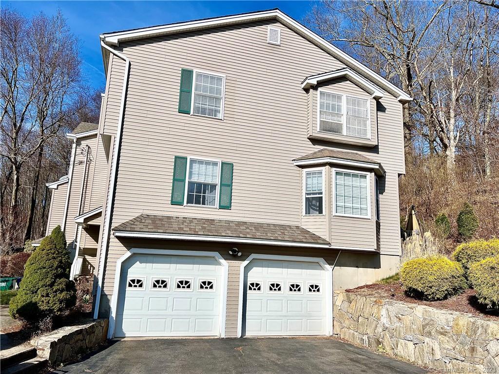 22 Warren Drive Seymour CT 06483