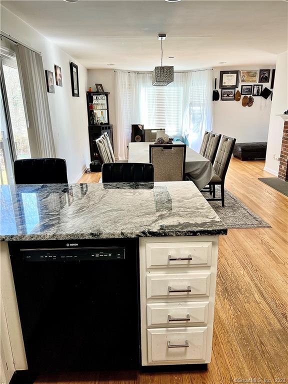 22 Warren Drive Seymour CT 06483