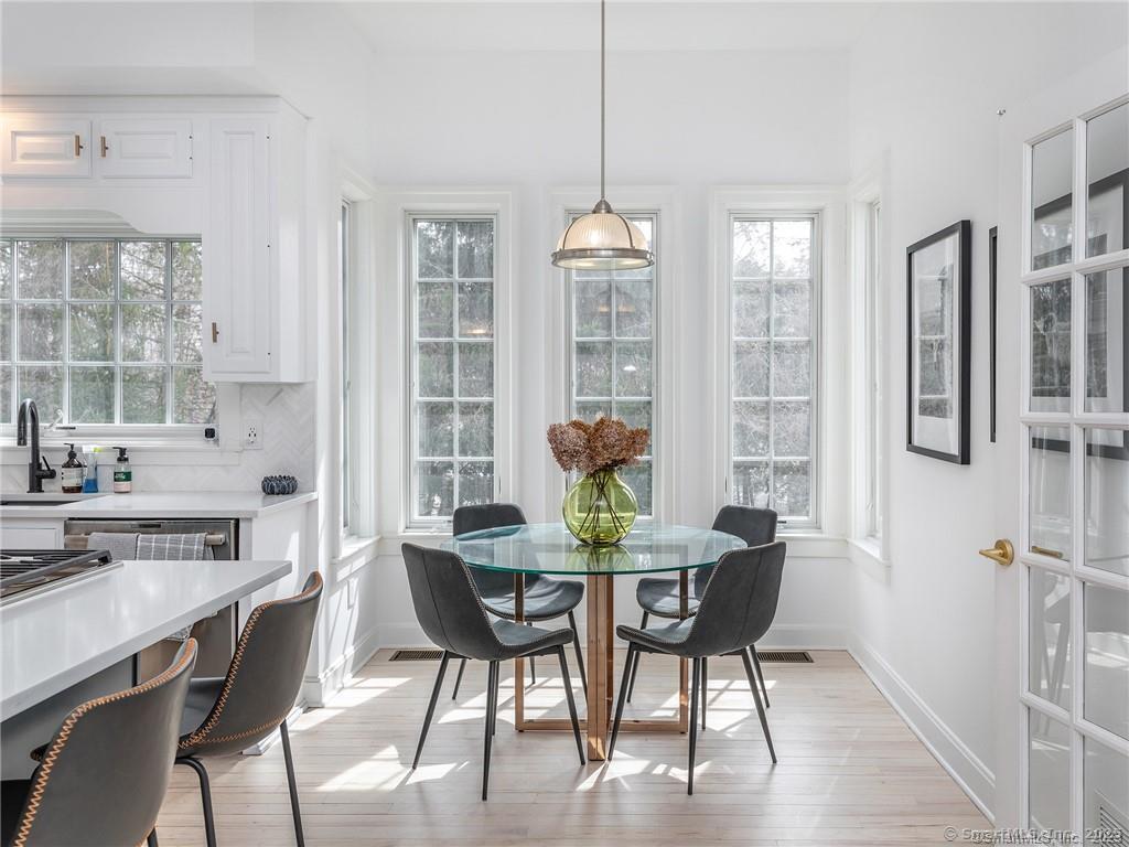 93 Railtree Hill Road Woodbury CT 06798