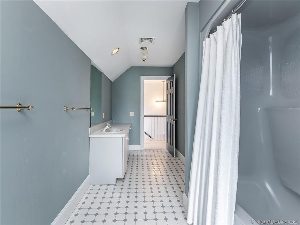 93 Railtree Hill Road Woodbury CT 06798
