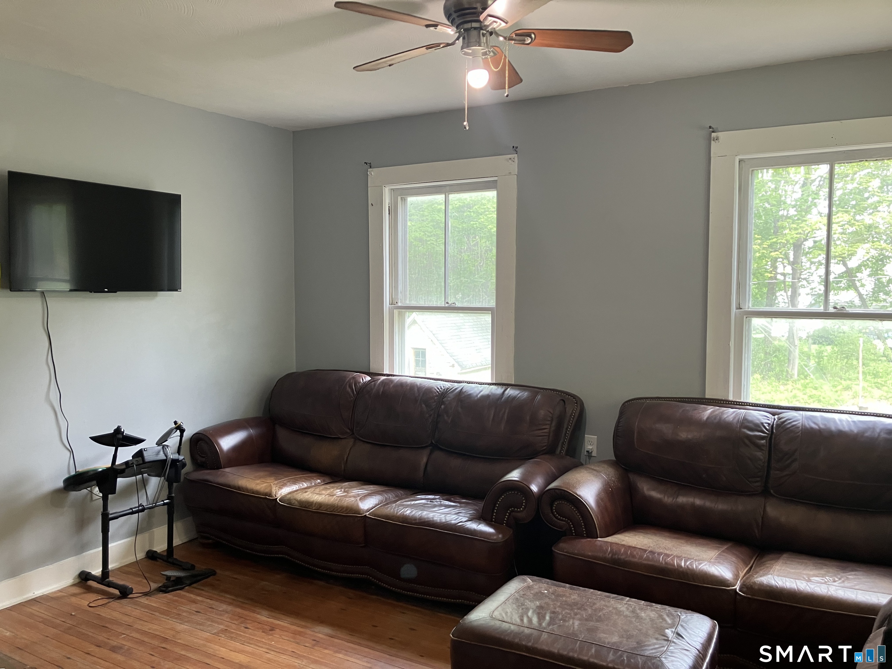 28 Village Street Willington CT 06279