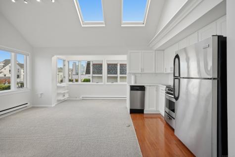 205 Hillspoint Road Westport CT 06880