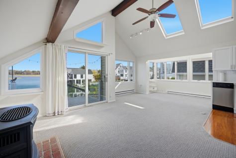 205 Hillspoint Road Westport CT 06880
