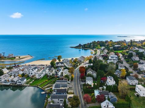 205 Hillspoint Road Westport CT 06880