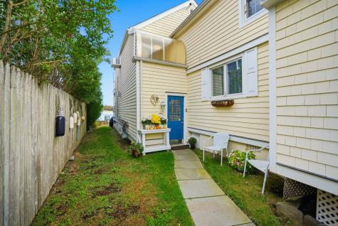 205 Hillspoint Road Westport CT 06880