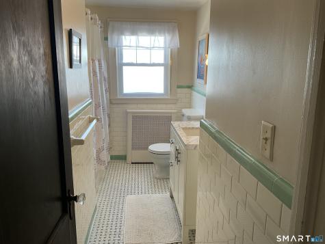 405 Mohegan Avenue Parkway Waterford CT 06375