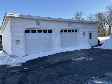 405 Mohegan Avenue Parkway Waterford CT 06375