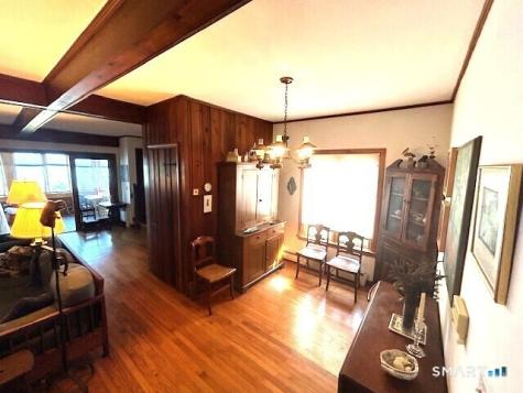 195 Linden Avenue Branford CT 06405