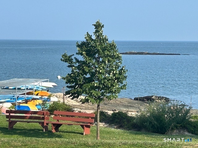 195 Linden Avenue Branford CT 06405