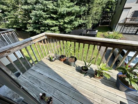 15 Crest Street West Haven CT 06516