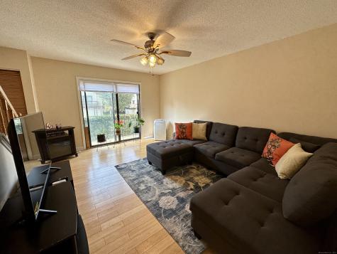 15 Crest Street West Haven CT 06516