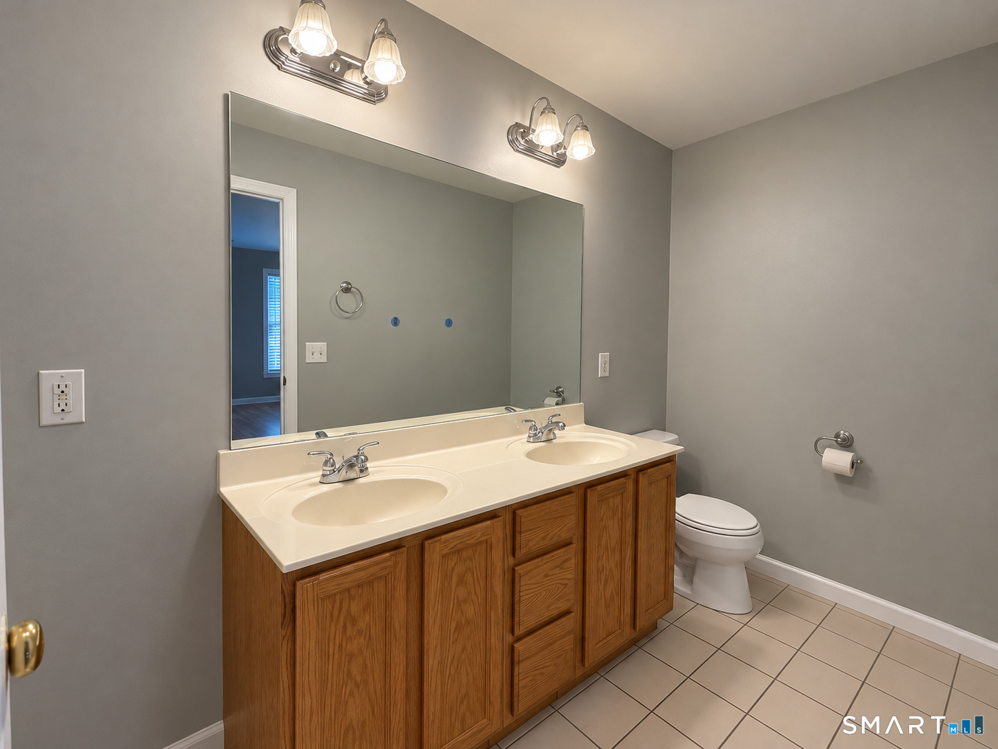 32 Crows Nest Lane Danbury CT 06810