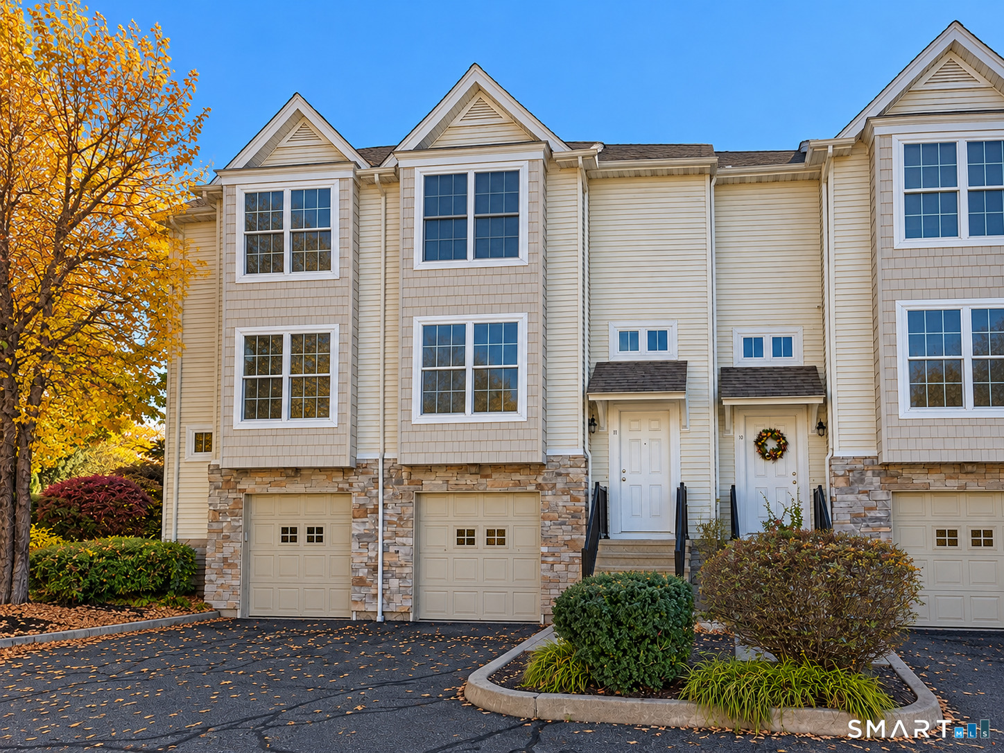 32 Crows Nest Lane Danbury CT 06810