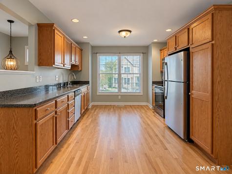 32 Crows Nest Lane Danbury CT 06810