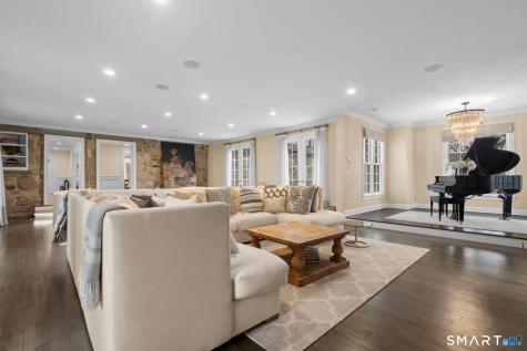 282 North Avenue Westport CT 06880