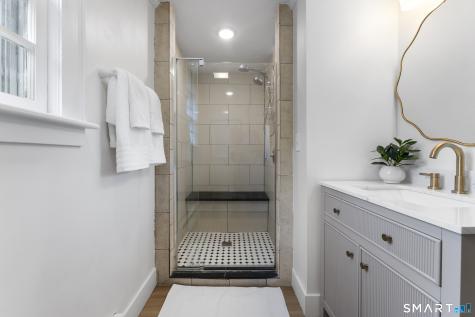 424 High Street Groton CT 06355