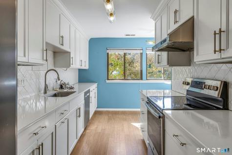 114 Rowayton Woods Drive Norwalk CT 06854