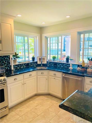 28 Beach West Road Old Saybrook CT 06475
