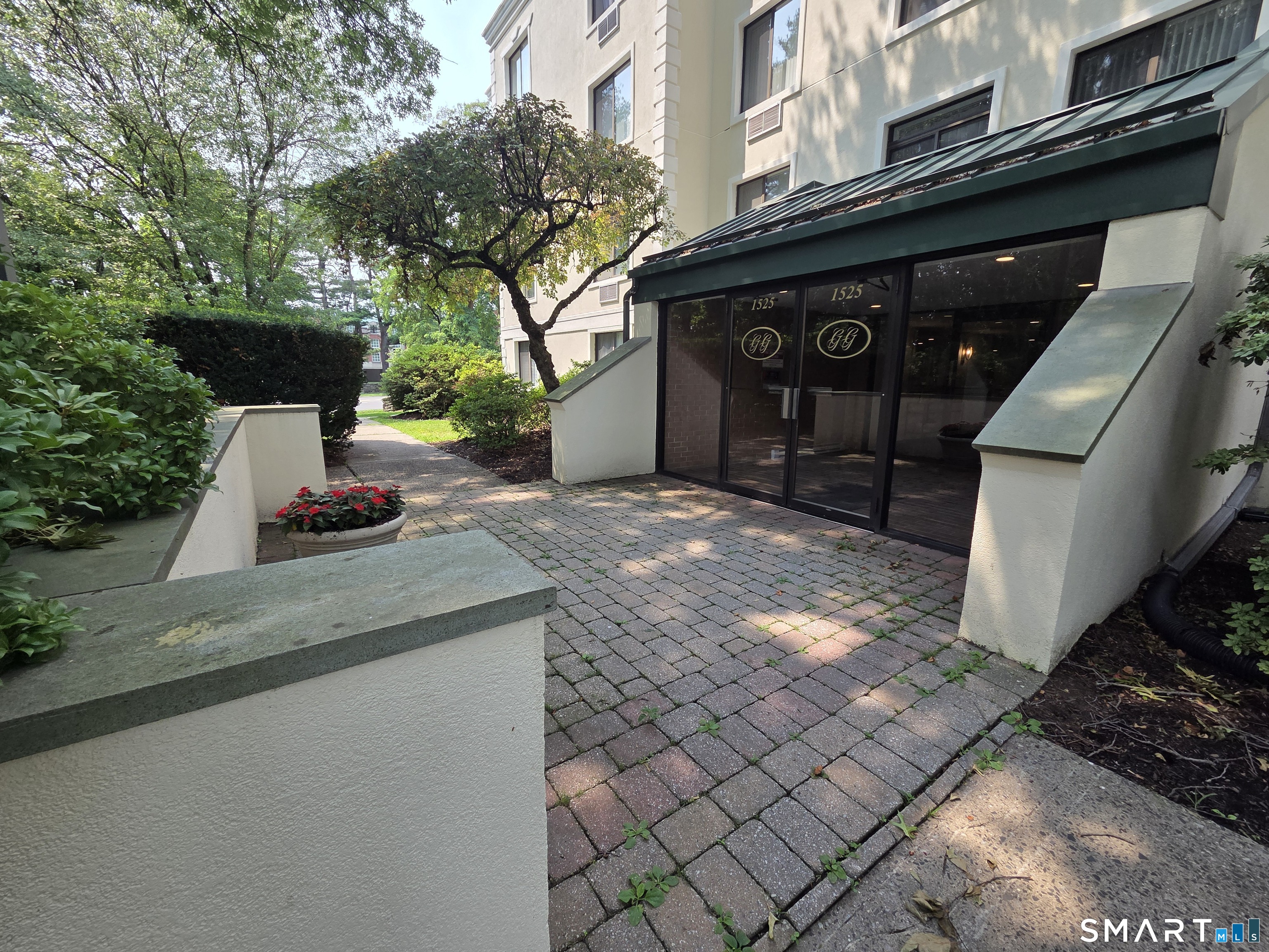 1525 East Putnam Avenue Greenwich CT 06870