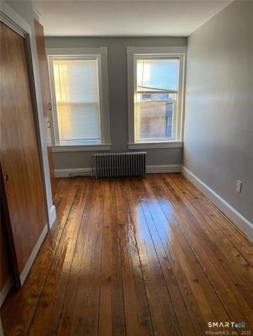14 Portland Street Middletown CT 06457
