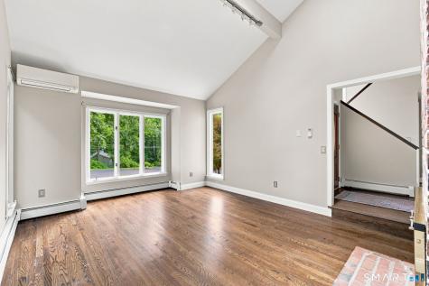 40 Rockledge Drive Avon CT 06001