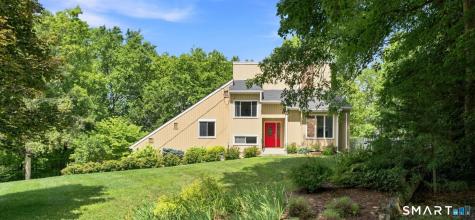 40 Rockledge Drive Avon CT 06001