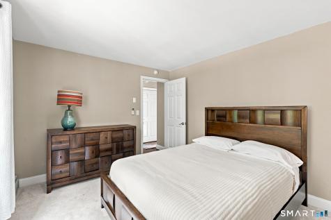 40 Rockledge Drive Avon CT 06001