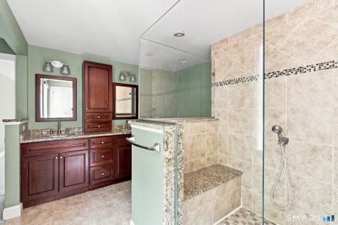 40 Rockledge Drive Avon CT 06001