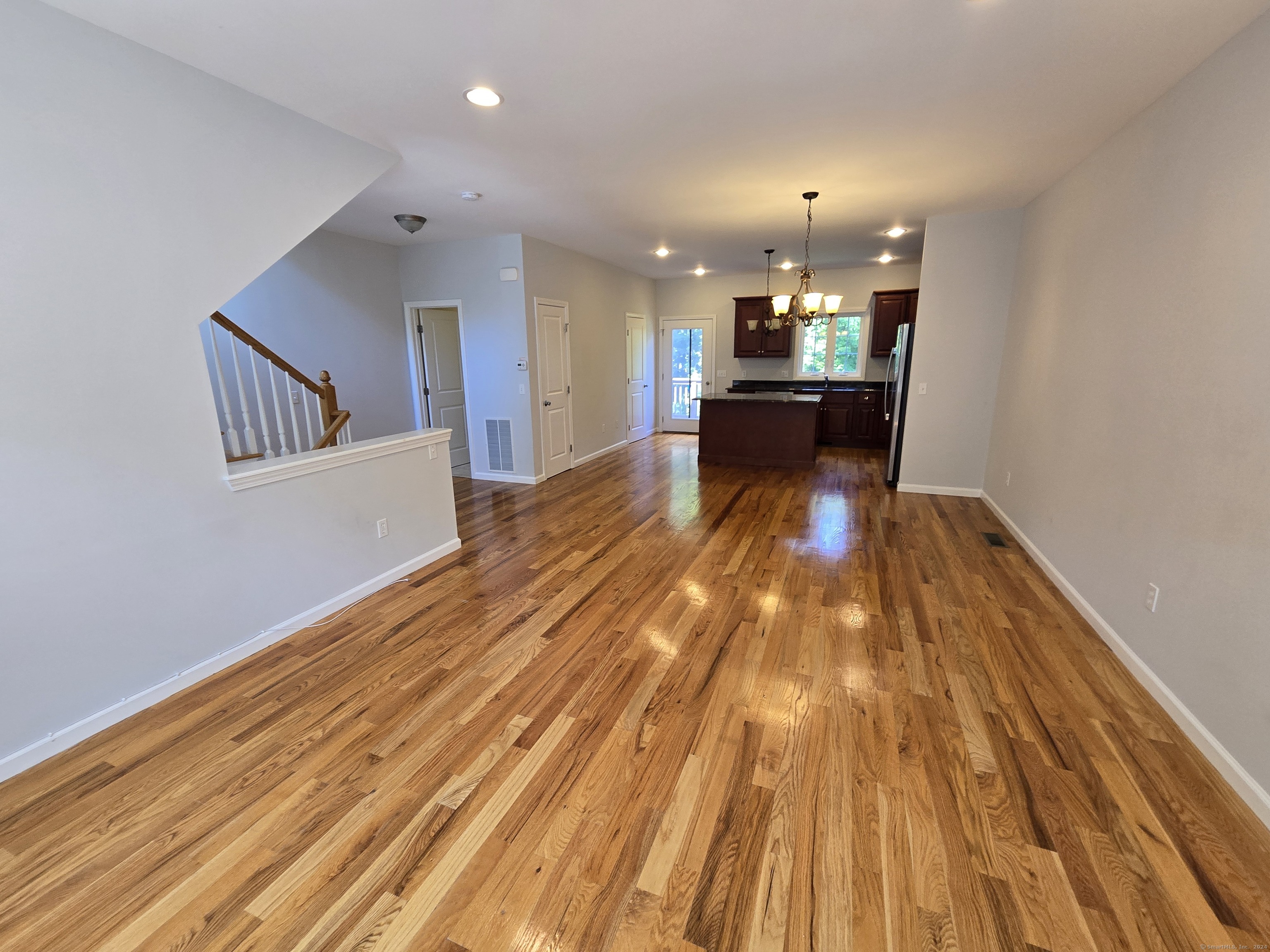 19 Oak Branch Drive Brookfield CT 06804
