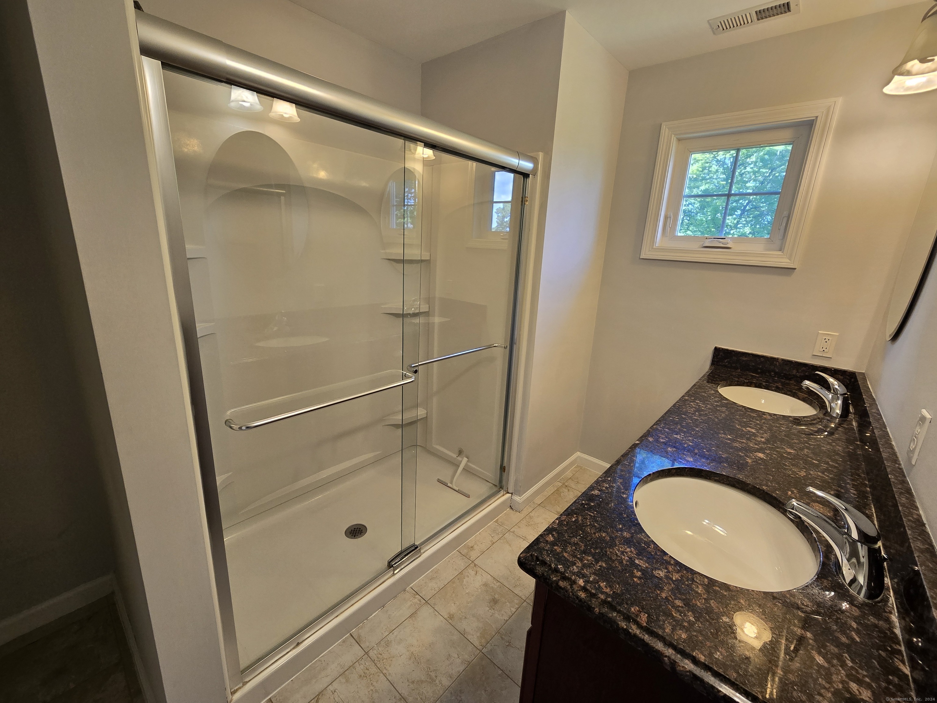 19 Oak Branch Drive Brookfield CT 06804