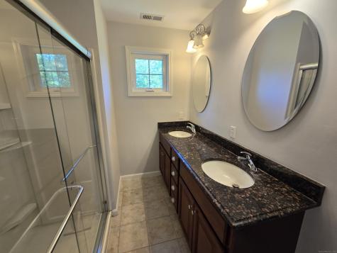 19 Oak Branch Drive Brookfield CT 06804