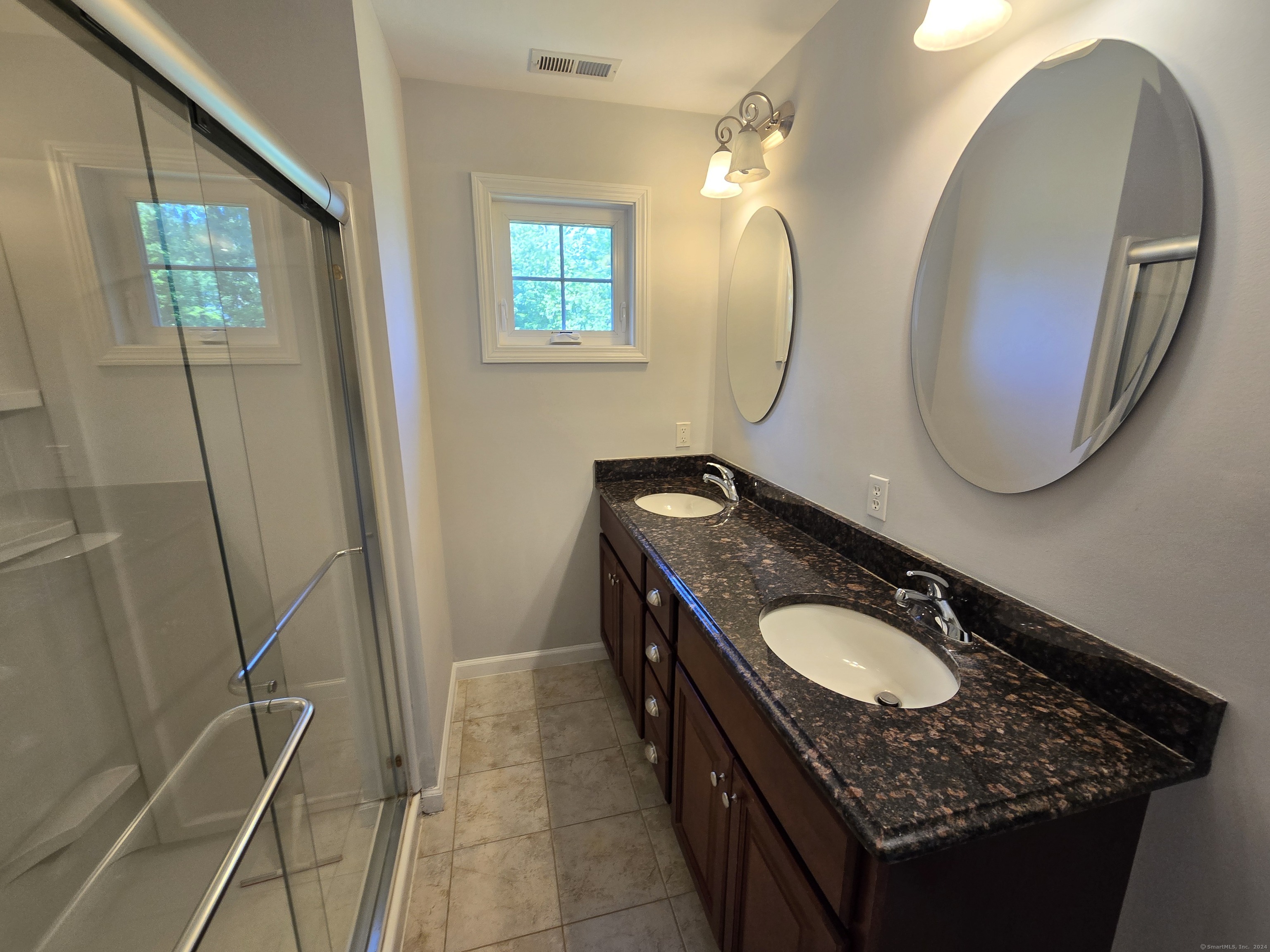 19 Oak Branch Drive Brookfield CT 06804