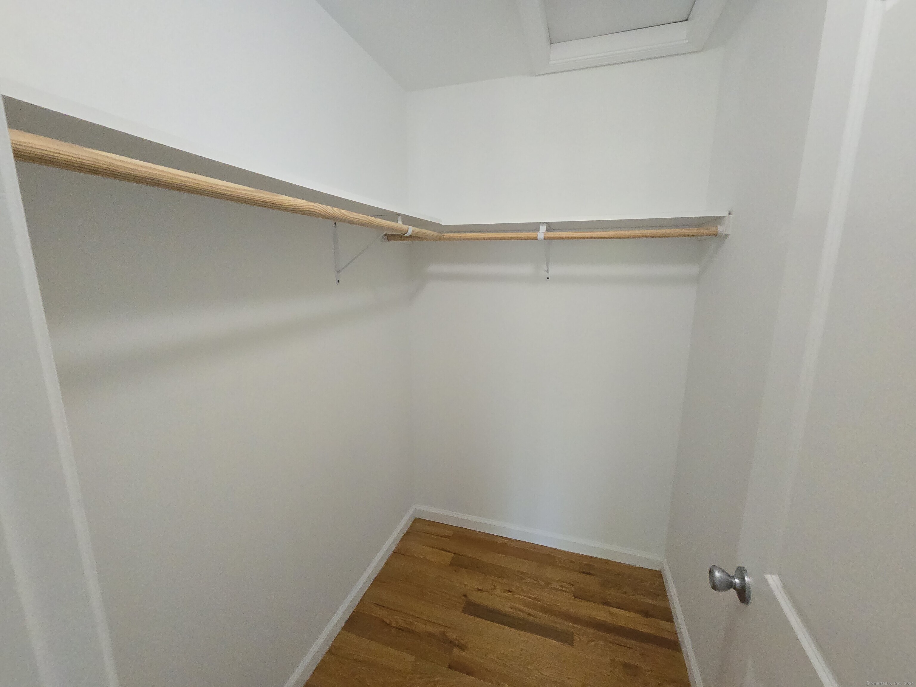 19 Oak Branch Drive Brookfield CT 06804