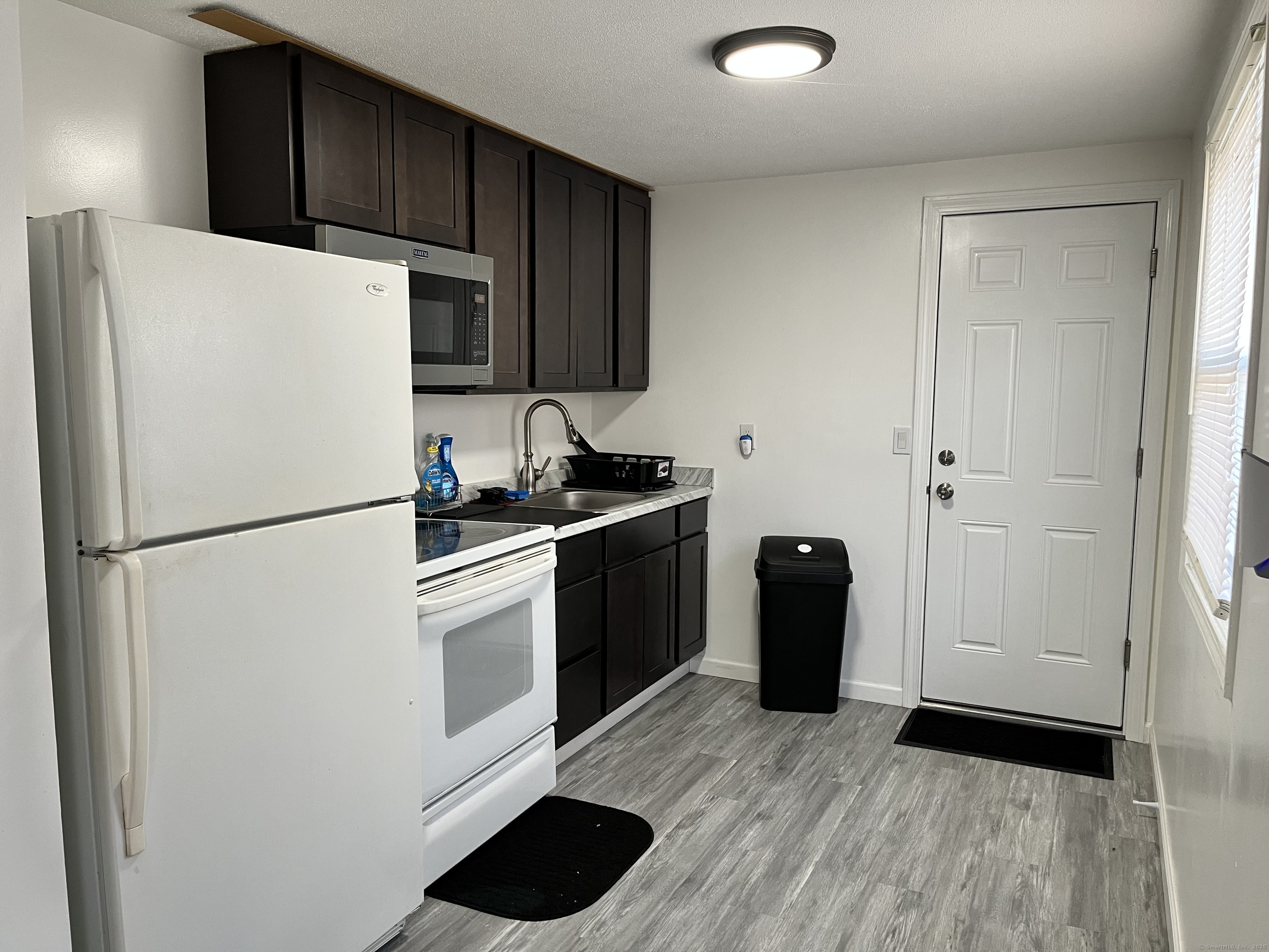 368 Colonial Avenue Waterbury CT 06704