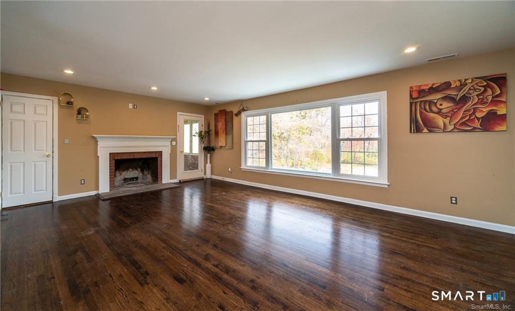 279 Haviland Road Stamford CT 06903