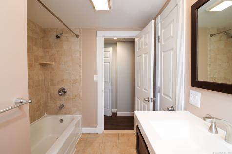 66 Nehantic Drive East Lyme CT 06357