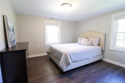 66 Nehantic Drive East Lyme CT 06357