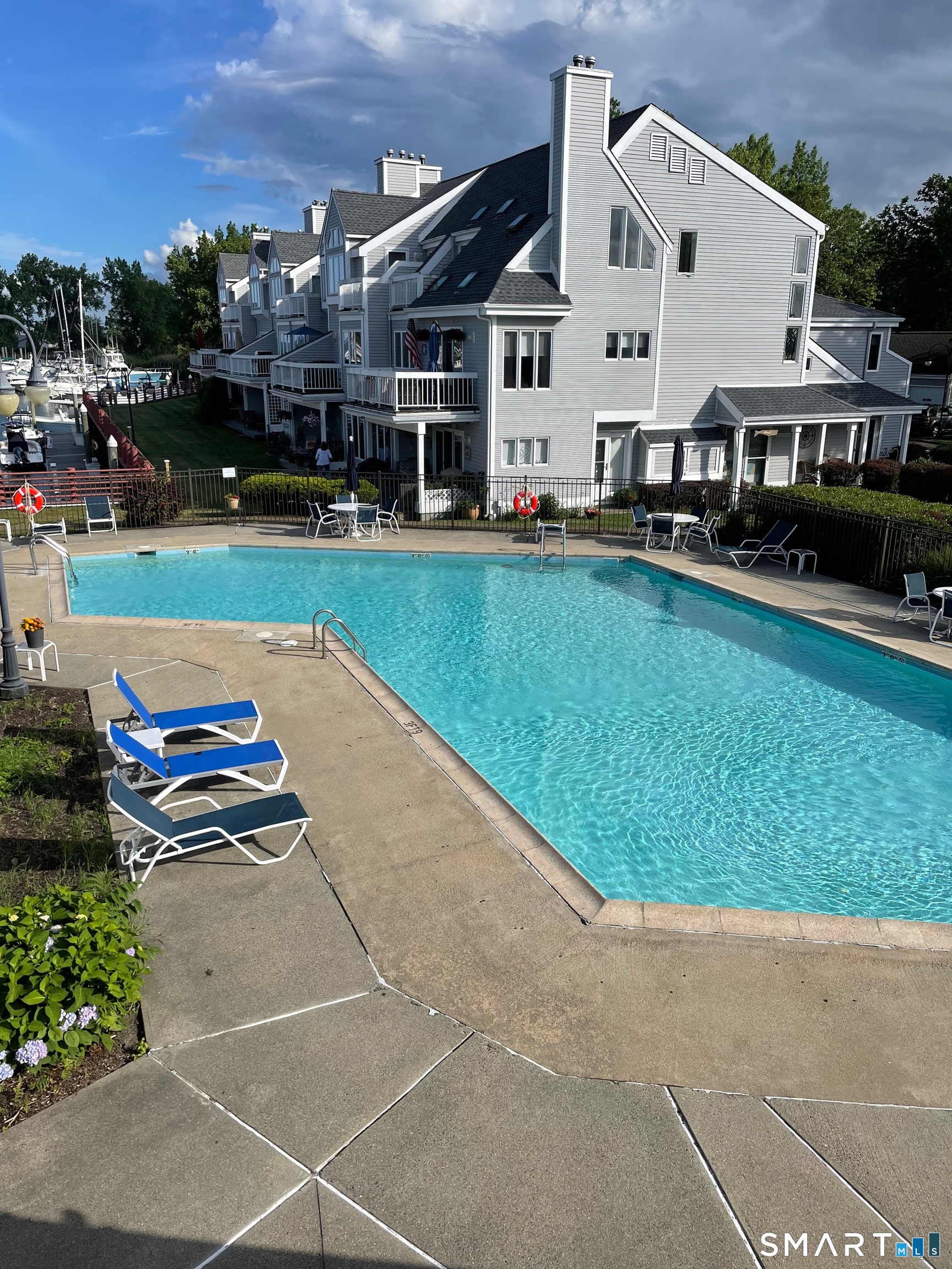 216 Breakers Lane Stratford CT 06615