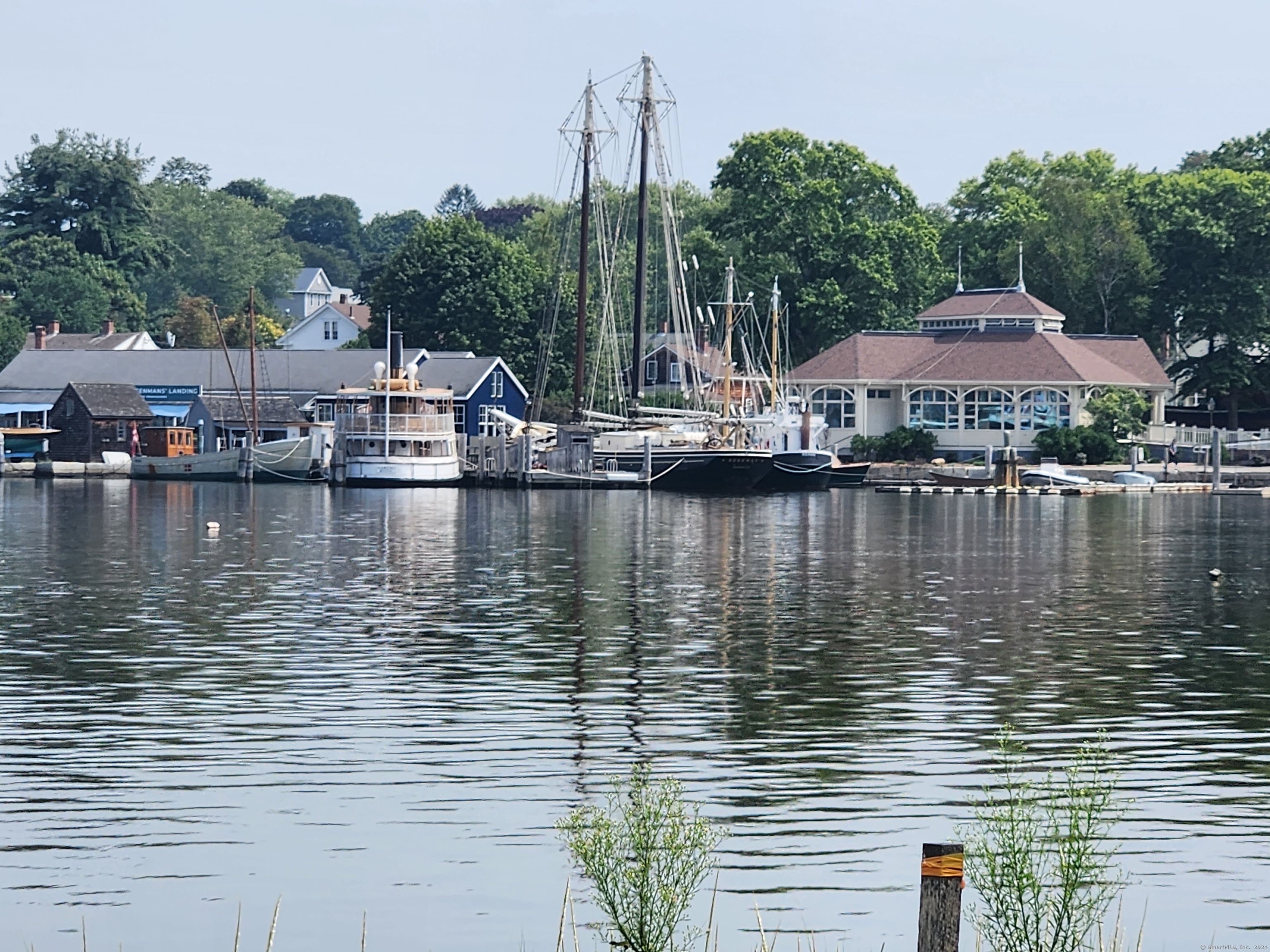 152 Whitehall Avenue Stonington CT 06355
