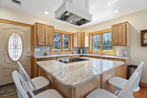 152 Whitehall Avenue Stonington CT 06355