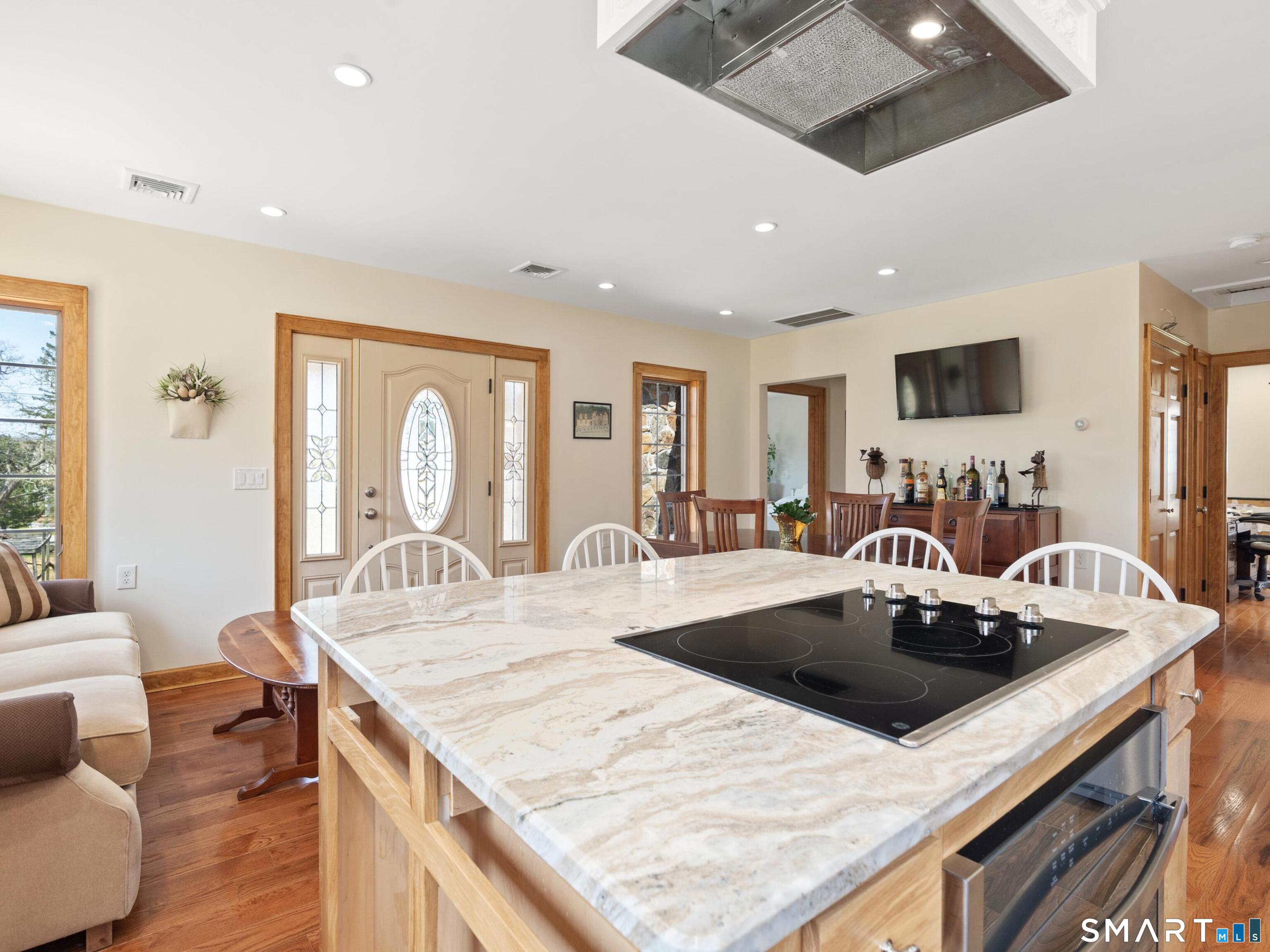 152 Whitehall Avenue Stonington CT 06355