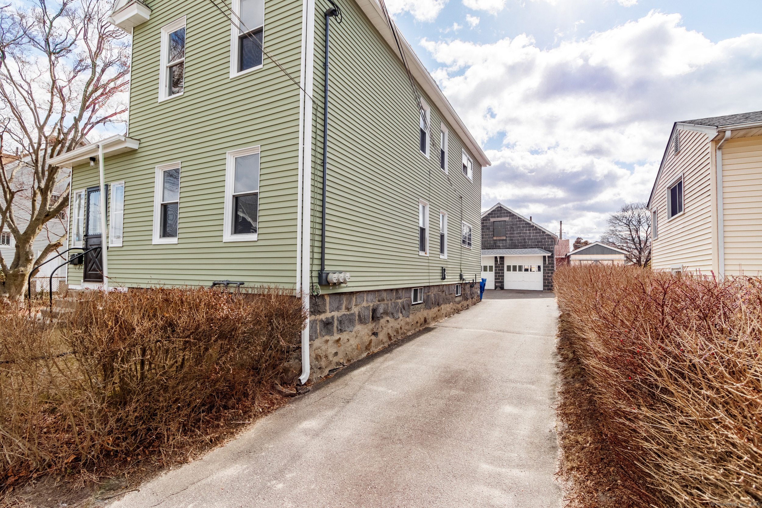 67 Avon Avenue Waterbury CT 06708