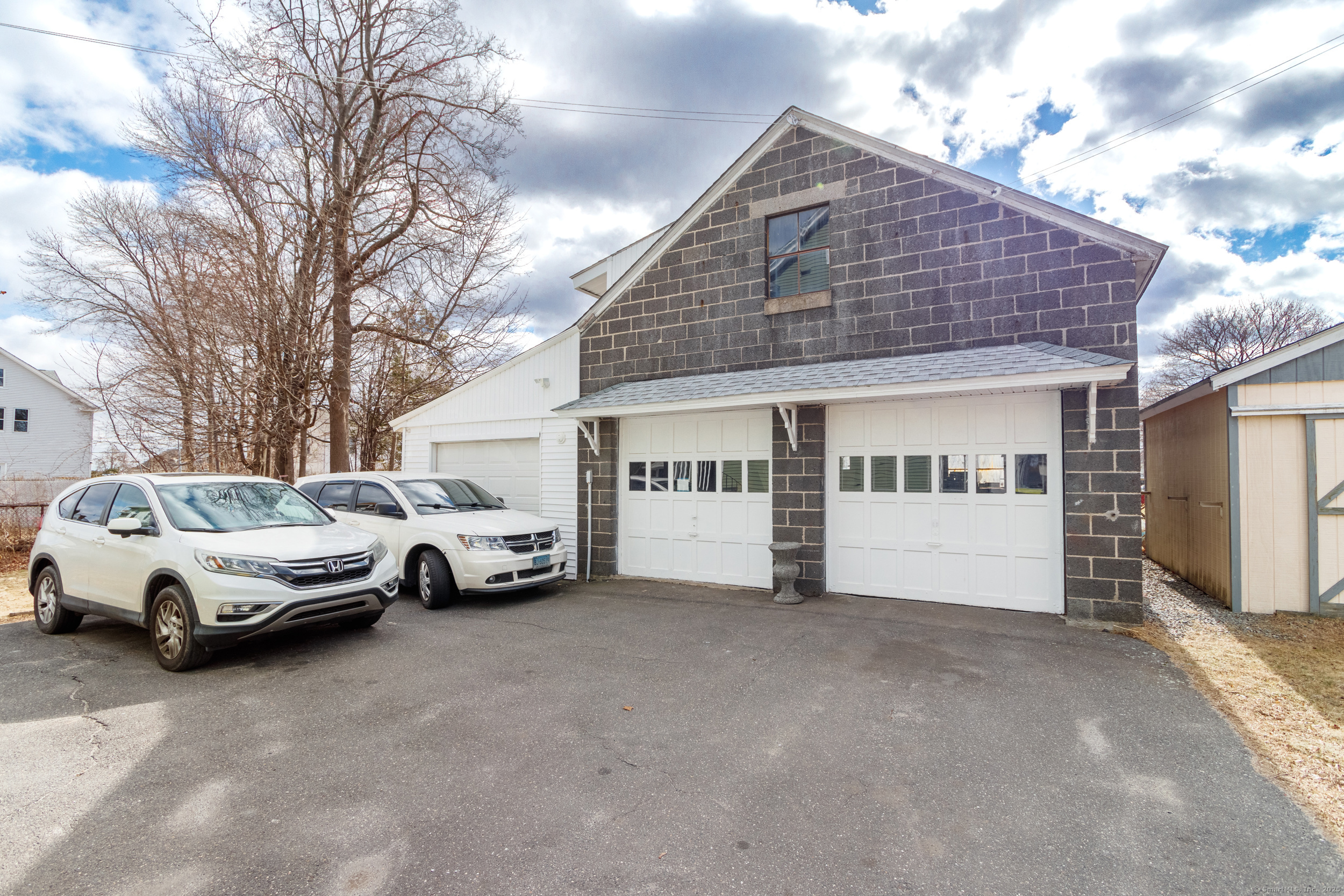 67 Avon Avenue Waterbury CT 06708