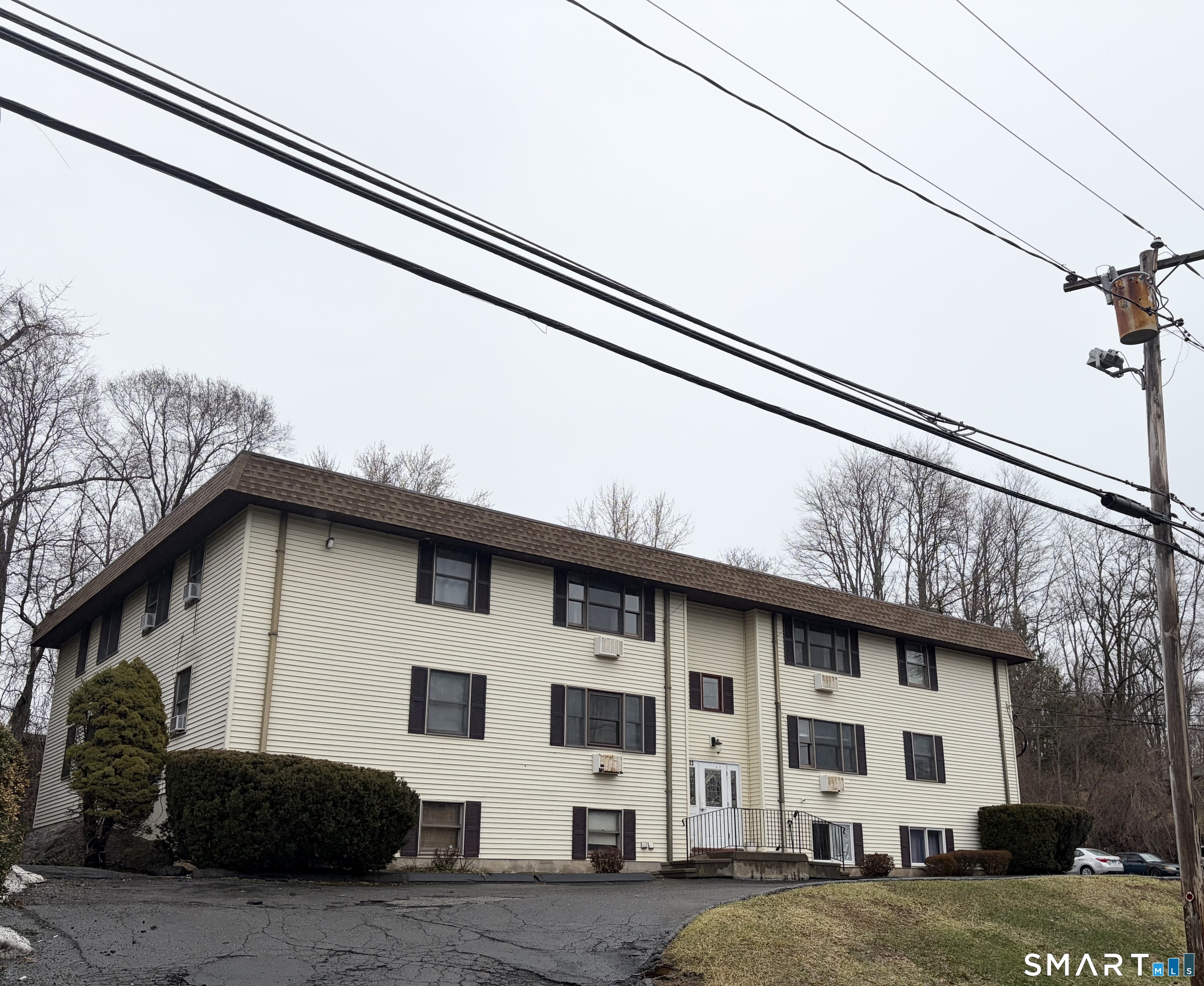 33 River Street Windsor CT 06095