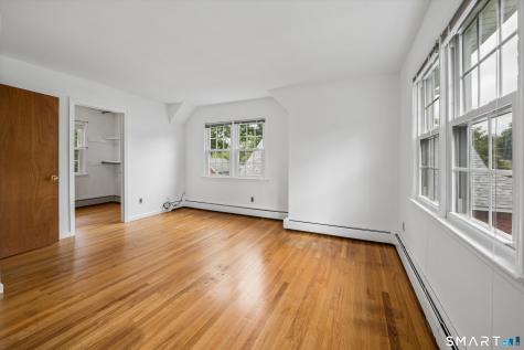 32 Hollow Wood Lane Greenwich CT 06831