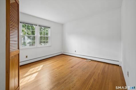 32 Hollow Wood Lane Greenwich CT 06831