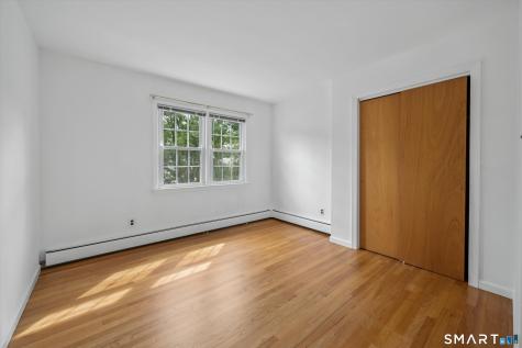 32 Hollow Wood Lane Greenwich CT 06831
