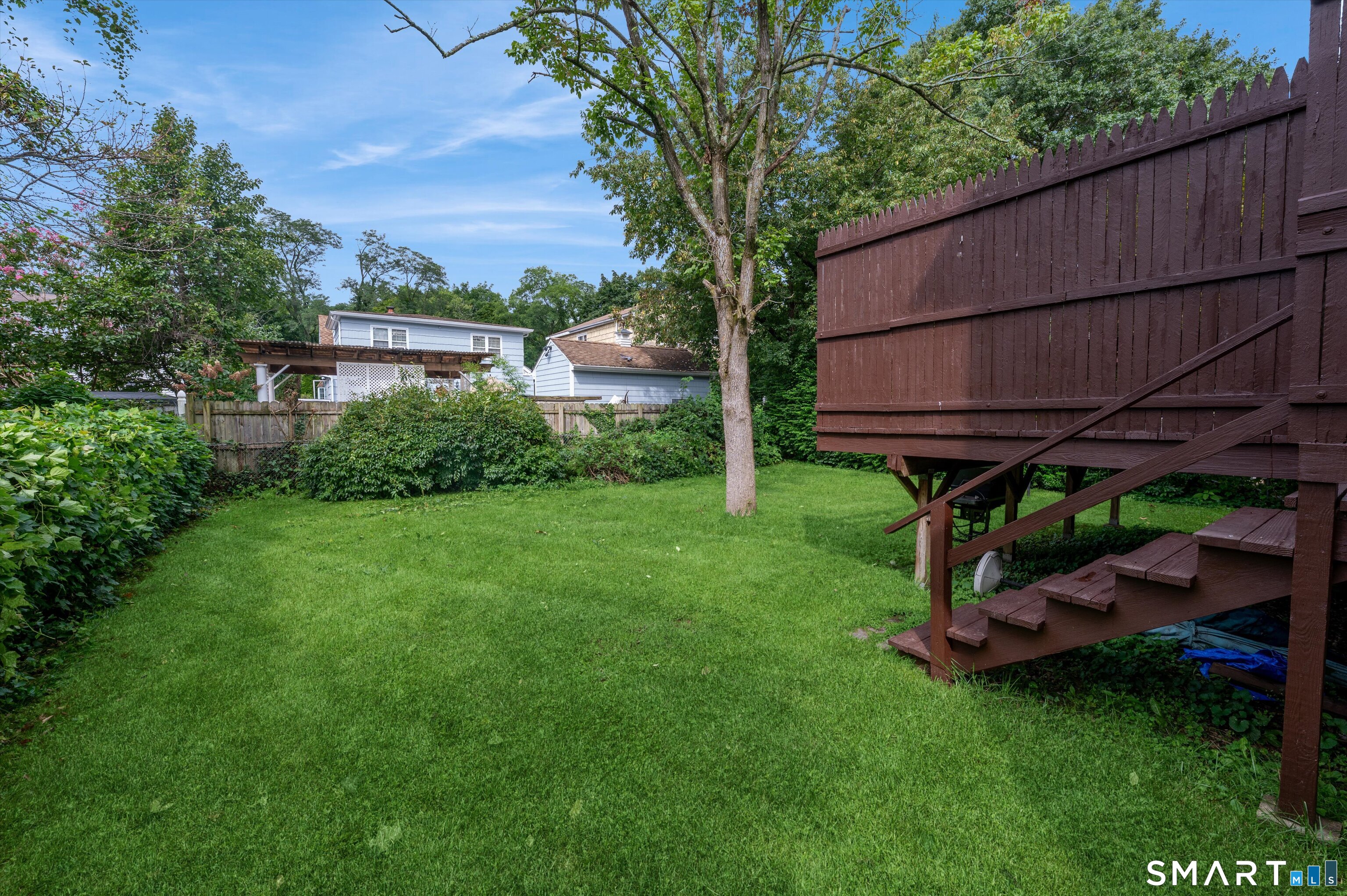32 Hollow Wood Lane Greenwich CT 06831