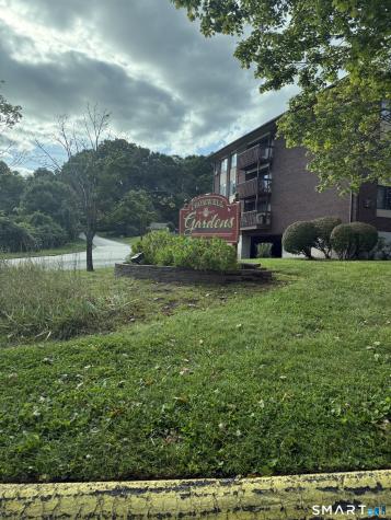 2306 Cromwell Hills Drive Cromwell CT 06416
