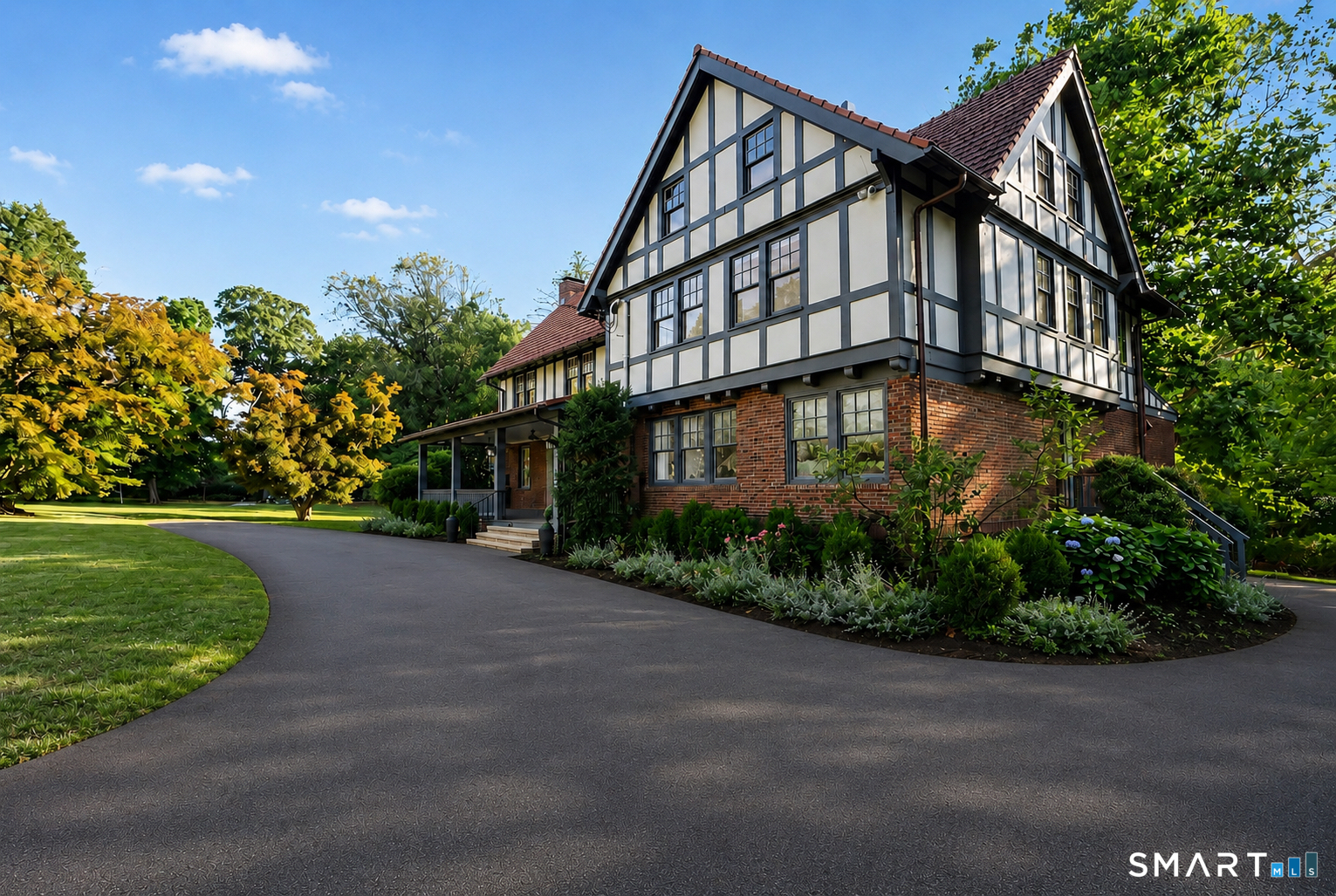 30 Brookridge Drive Greenwich CT 06830